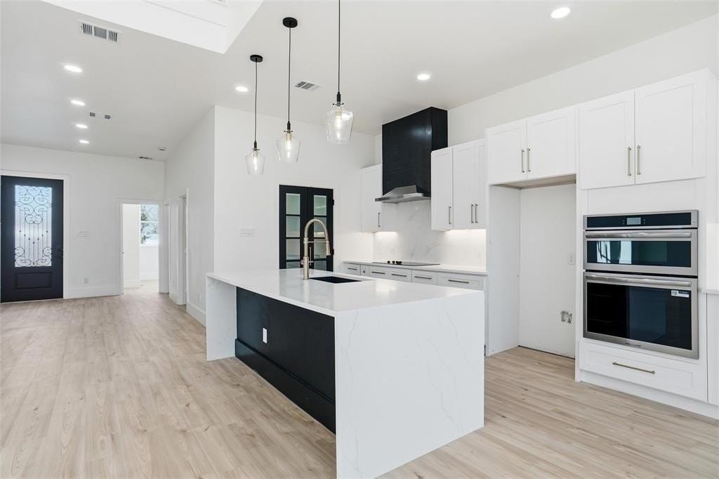 128 Cedar Ln - Photo 3 of 15