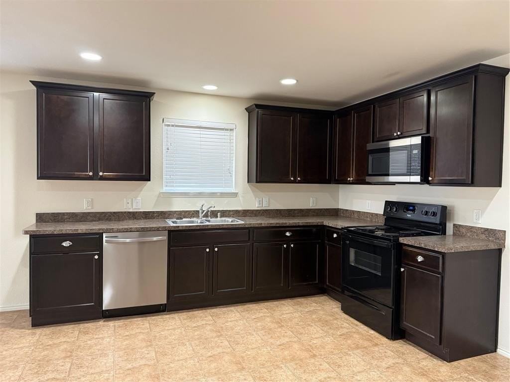 1708 Gayla Creek Dr - Photo 7 of 13