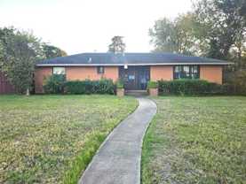 648 Penguin Dr - Photo 1 of 1