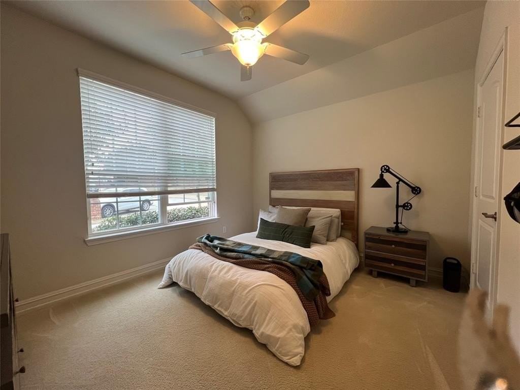 6602 Rutledge Rd - Photo 4 of 17