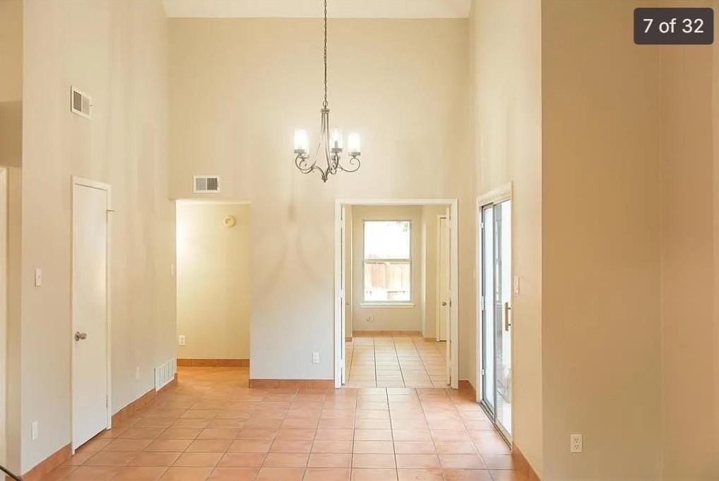 2920 Mulberry Ln - Photo 6 of 22