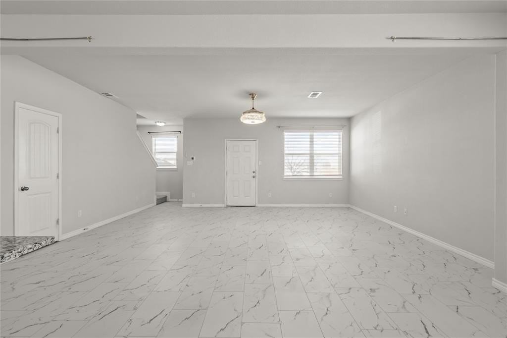 5556 Topwater Trl - Photo 7 of 13