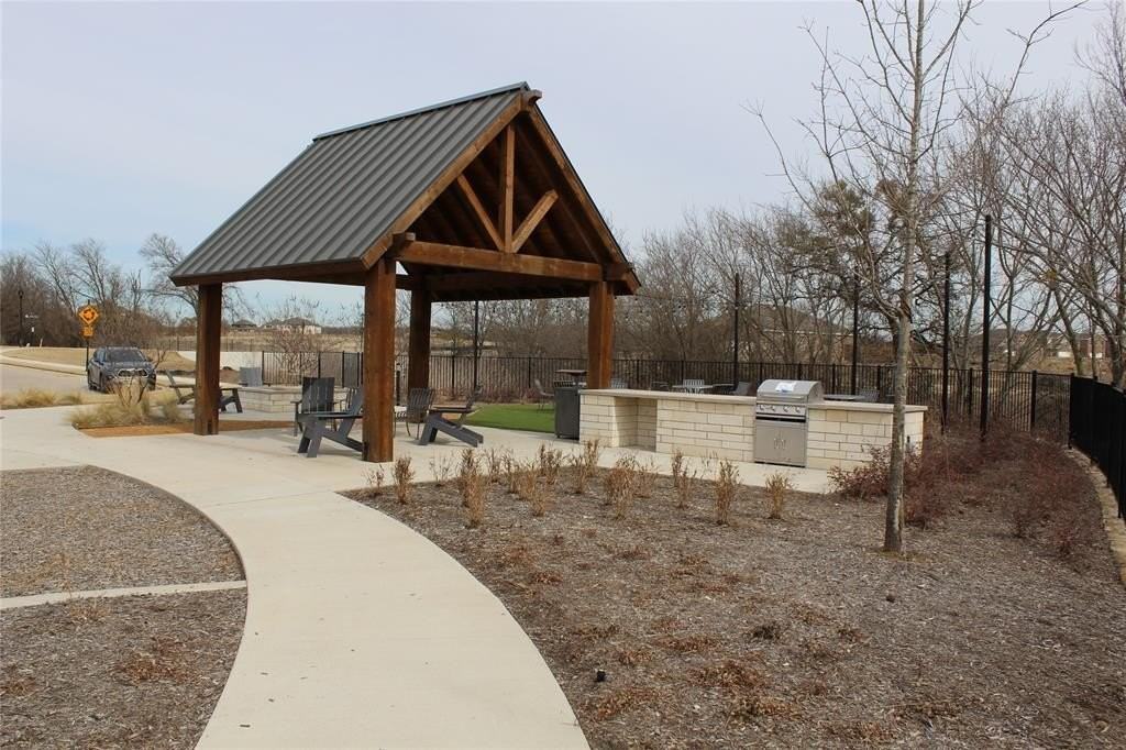 2006 Prairie Ln