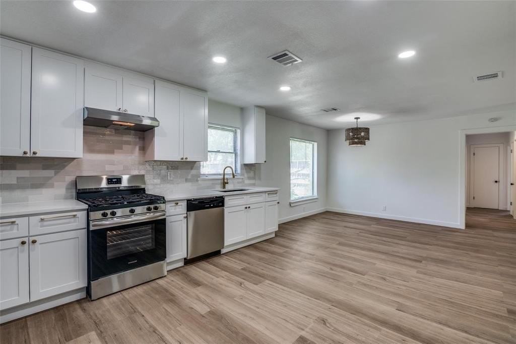 2715 Tolosa Dr - Photo 5 of 12