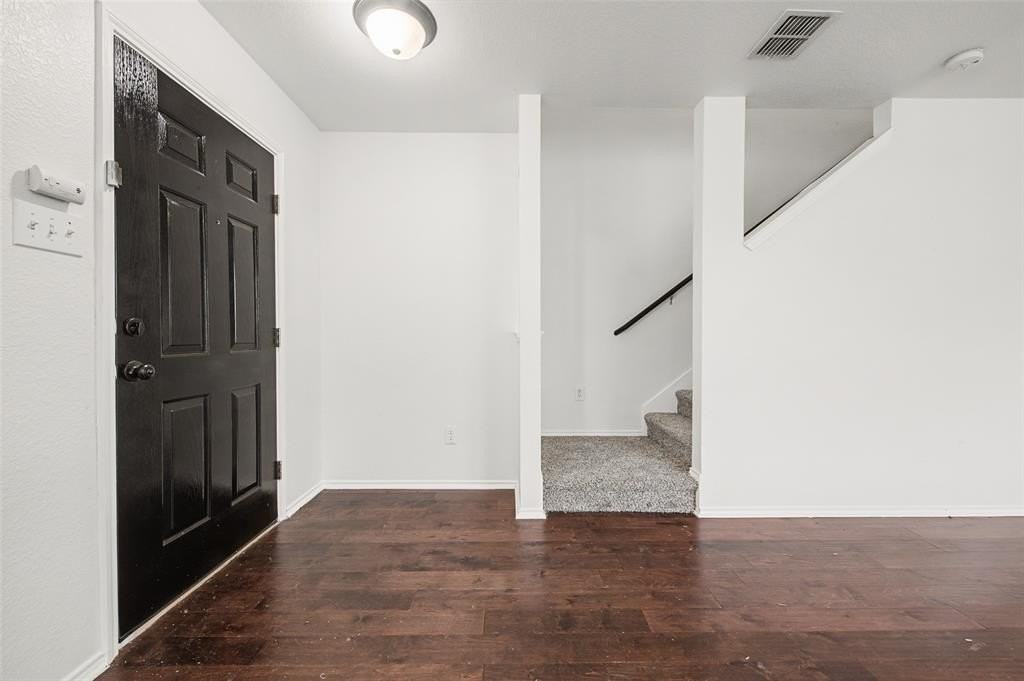 13345 Anita Ct - Photo 3 of 27