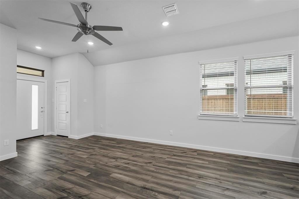 3906 Monticello Dr - Photo 7 of 40