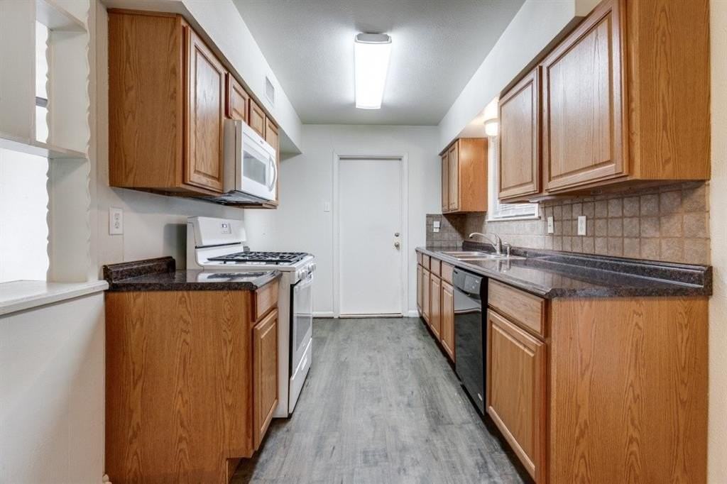 2607 Jonesboro Ave - Photo 5 of 12