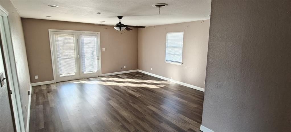 2532 Ryan Ave - Photo 5 of 8