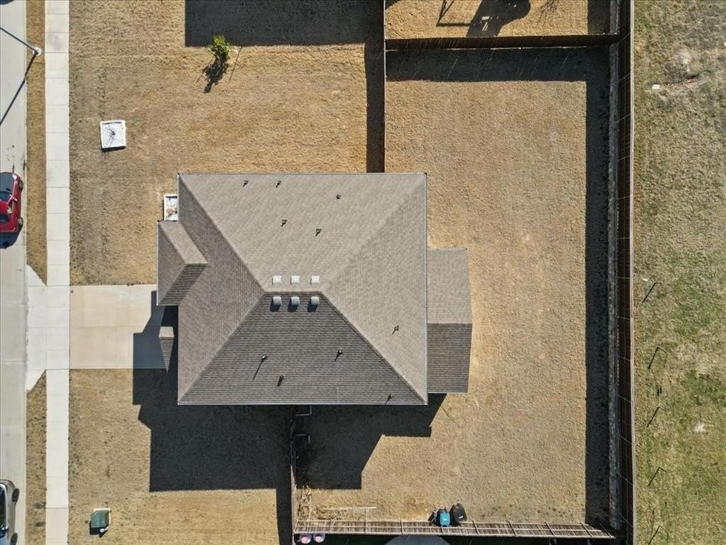 13217 Ridings Dr - Photo 4 of 40