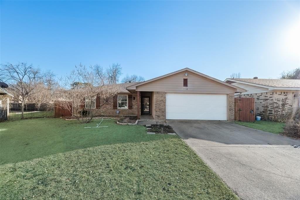 1832 Tameria Dr - Photo 4 of 33