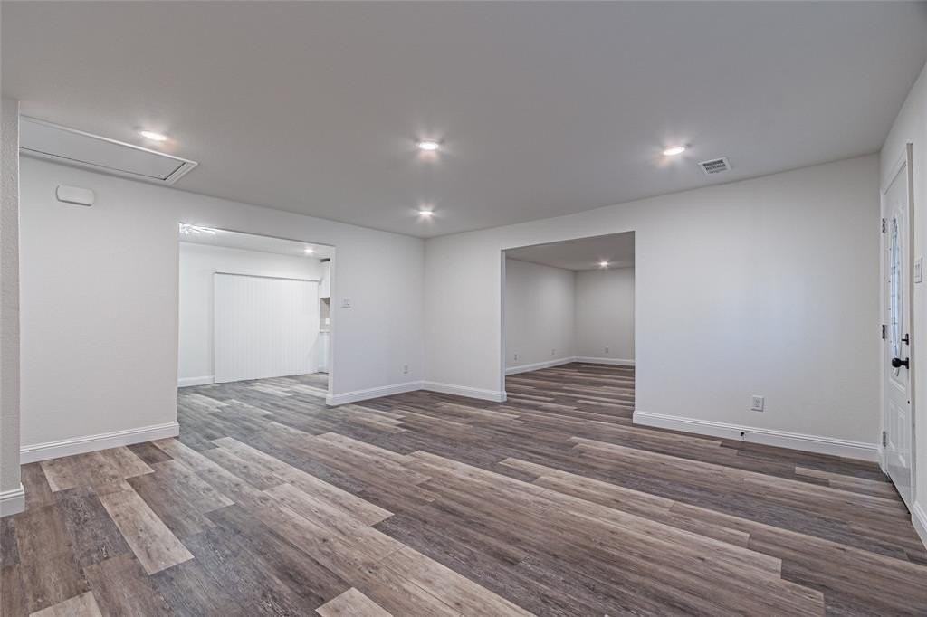 2976 Mark Twain Dr - Photo 7 of 30