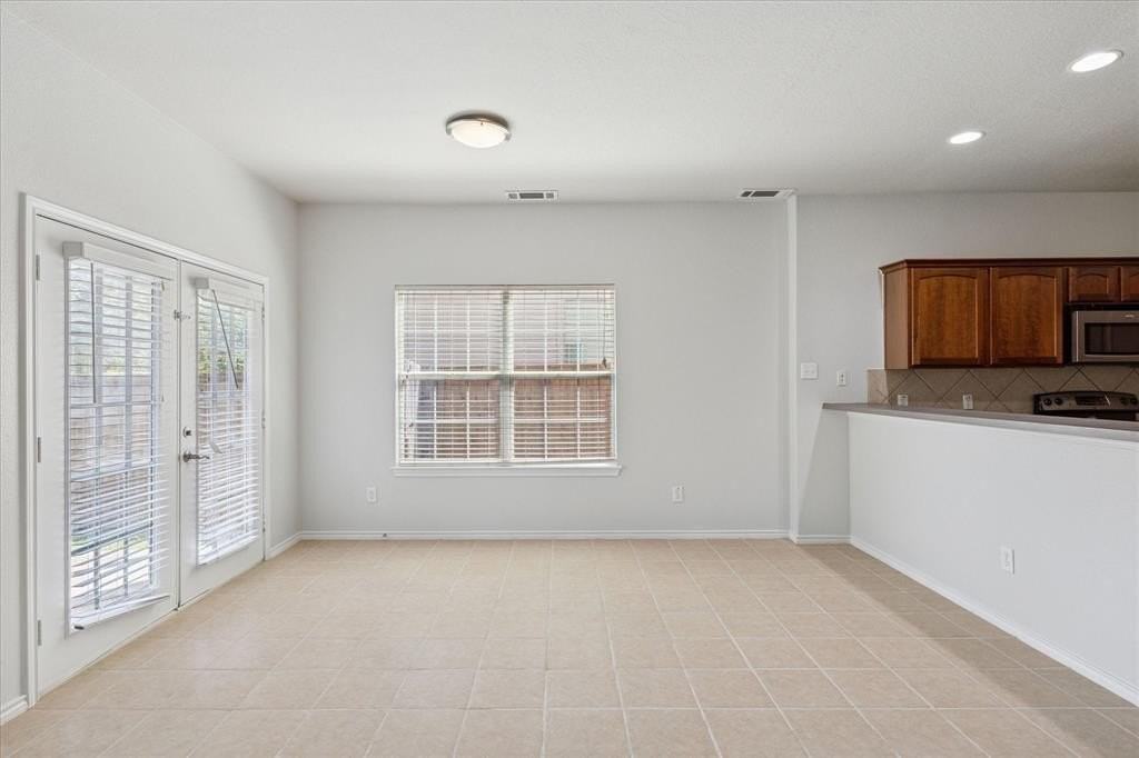 468 Castleridge Dr #A - Photo 5 of 15