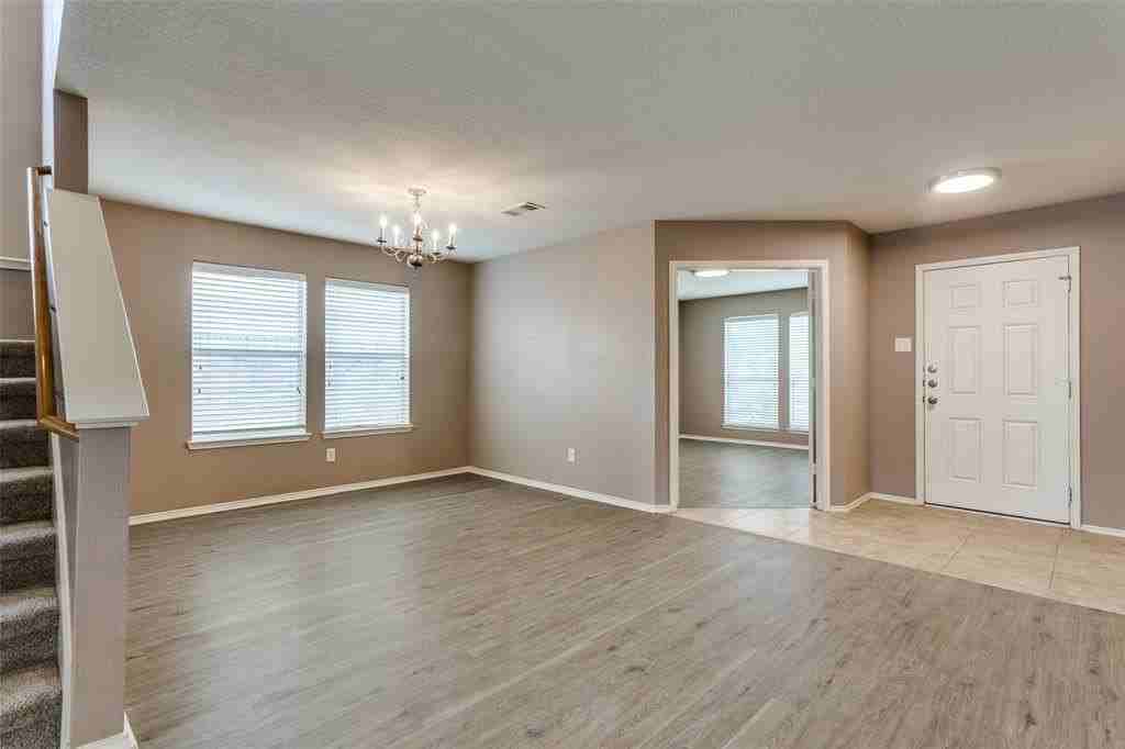 13871 Valley Ranch Rd - Photo 2 of 12