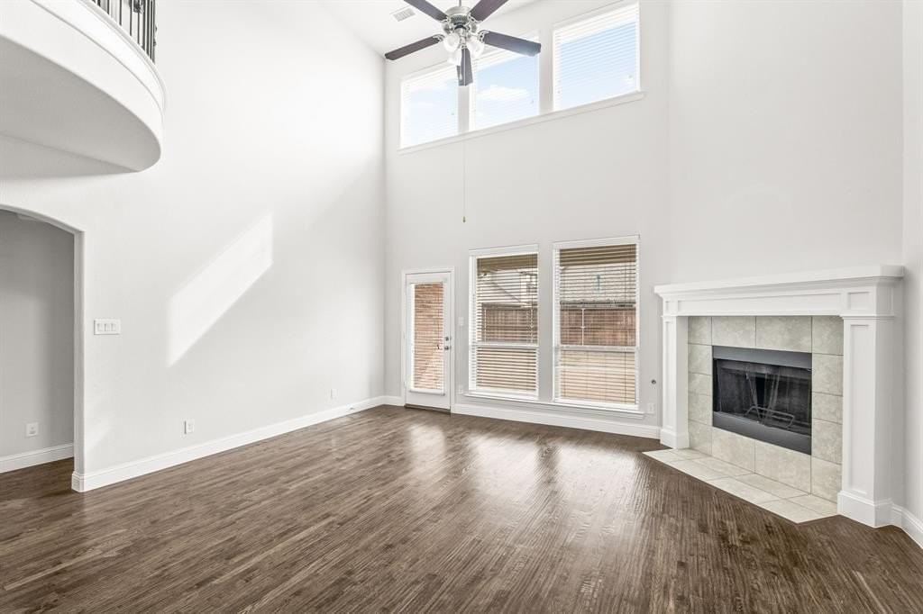 4138 Maclin Dr - Photo 5 of 40