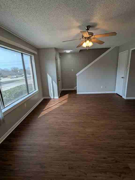 514 E Belt Line Rd #B11 - Photo 6 of 27