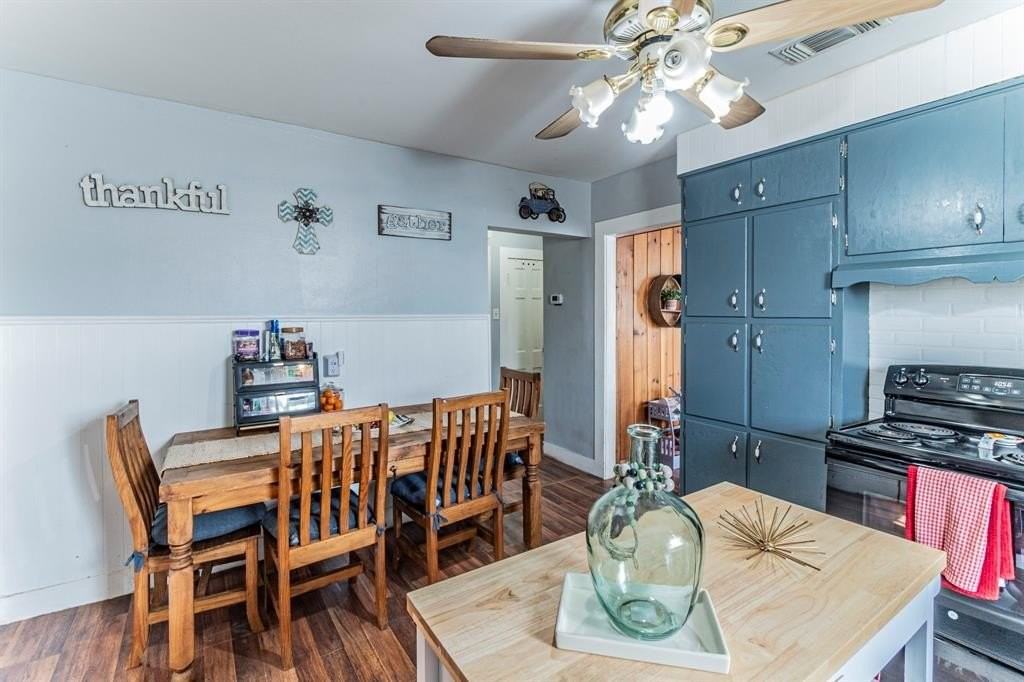 1605 Franklin St - Photo 7 of 25