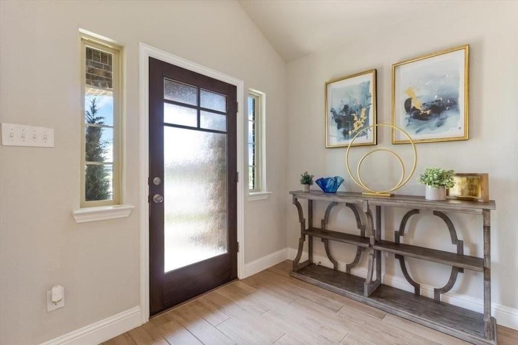 7313 Willow Thorne Dr - Photo 4 of 20