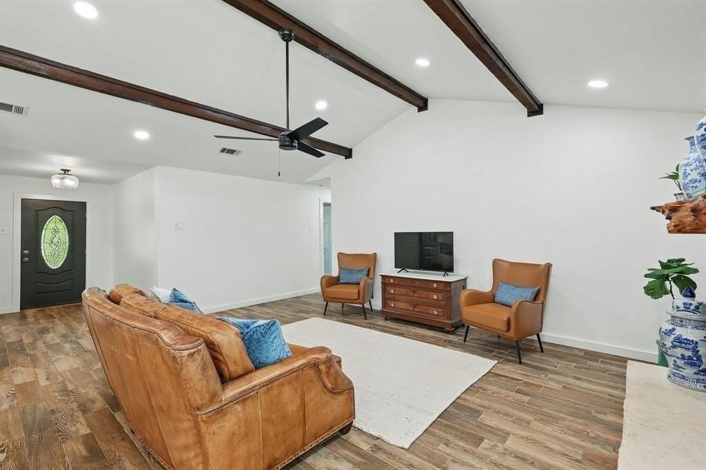 841 Caublestone Hill Dr - Photo 6 of 37