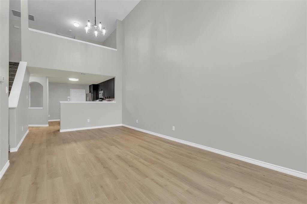 9731 Wake Bridge Dr - Photo 5 of 22