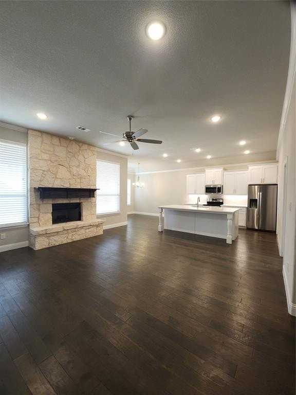 3004 Timber Trail Dr - Photo 5 of 11