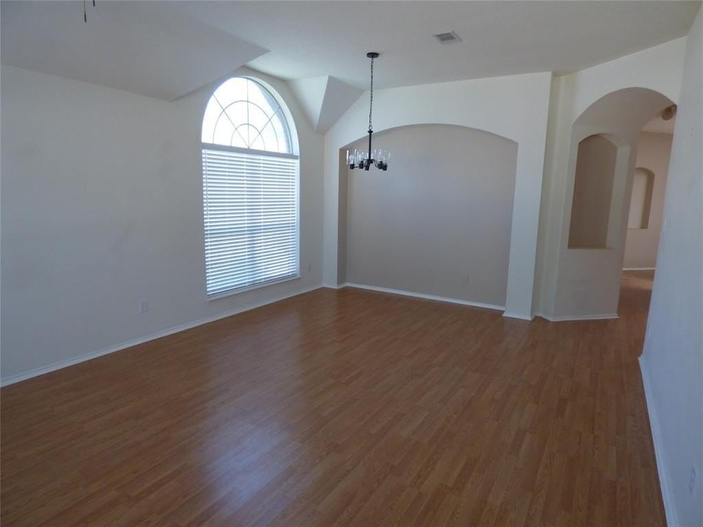 2413 Katina Dr - Photo 3 of 13