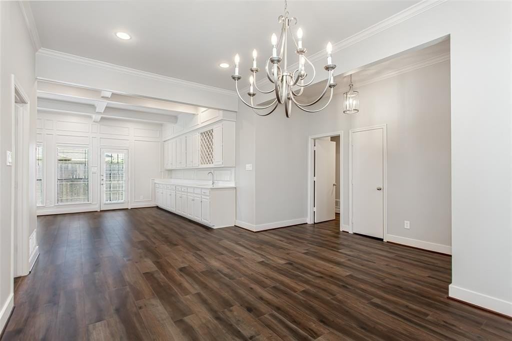 2117 Promontory Pt - Photo 6 of 37