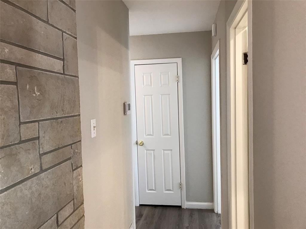 1318 Mimosa Dr - Photo 7 of 19