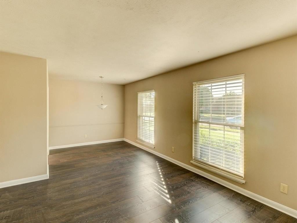 2913 Cotton Gum Rd - Photo 2 of 24