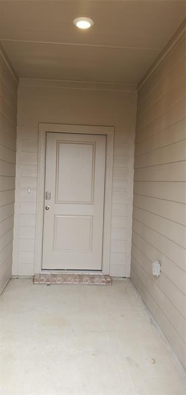 813 Fueller Dr - Photo 3 of 35