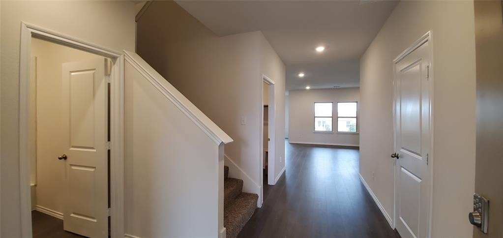 813 Fueller Dr - Photo 4 of 35