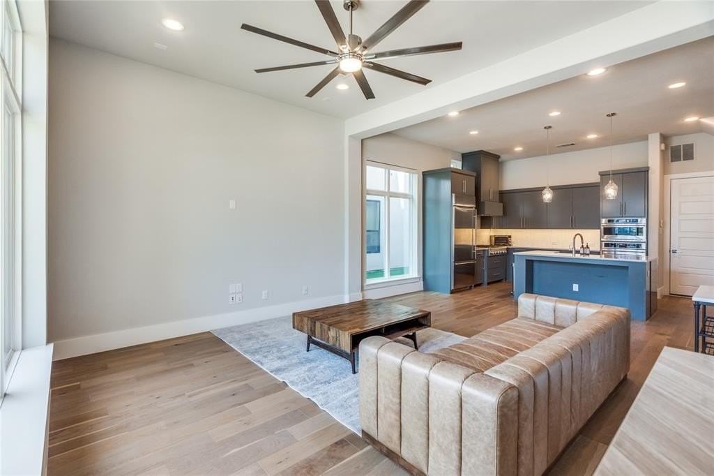 6141 Preserve Dr - Photo 5 of 25