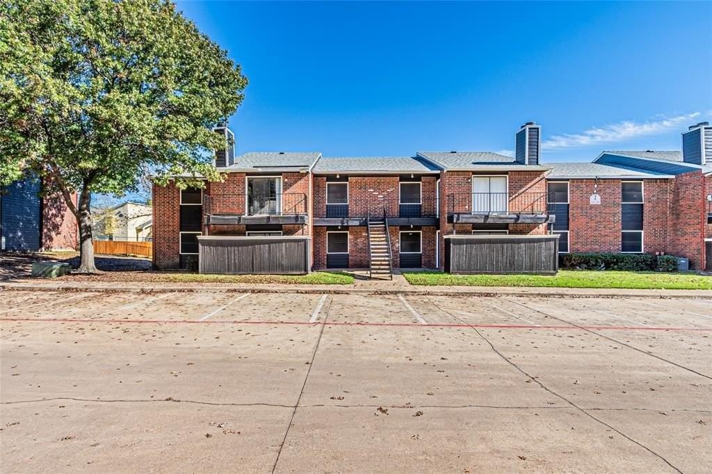 300 W Wintergreen Rd #226 - Photo 2 of 18