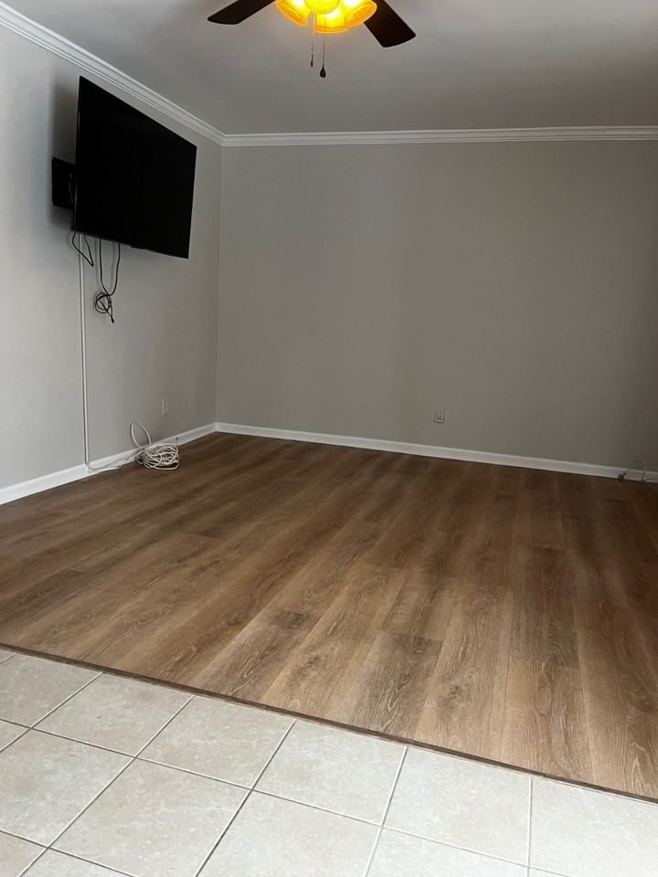 21 Eugene St - Photo 4 of 12