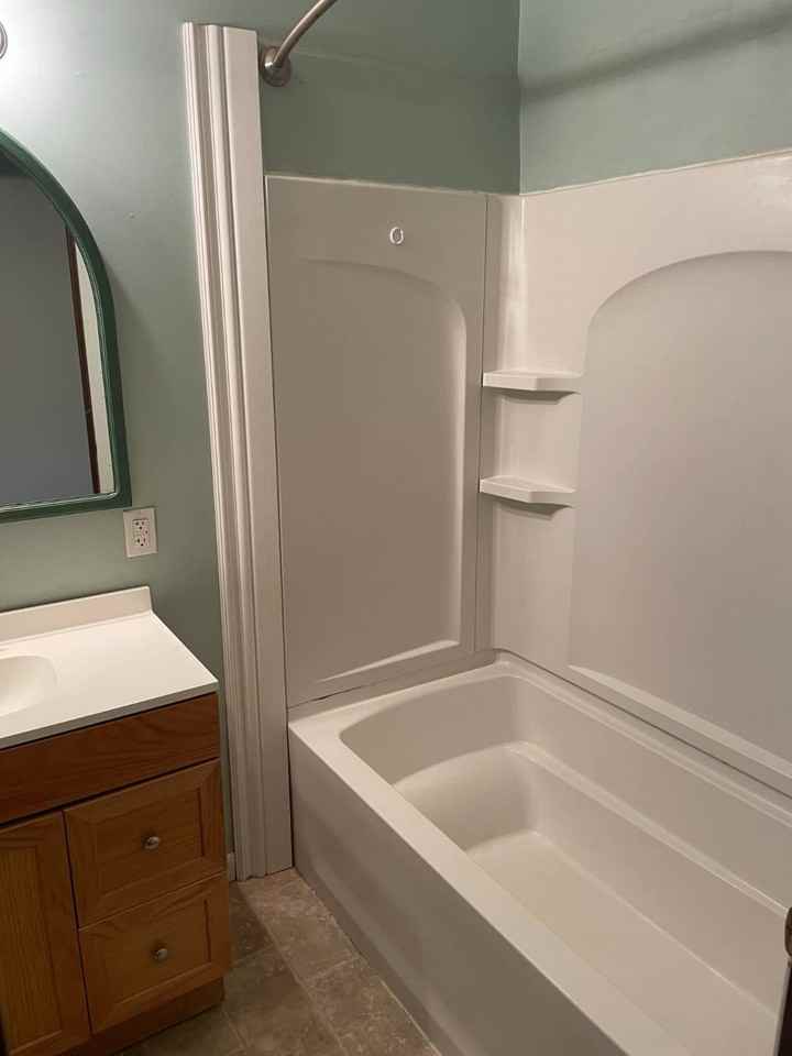 228 E 6th St - Photo 7 of 12