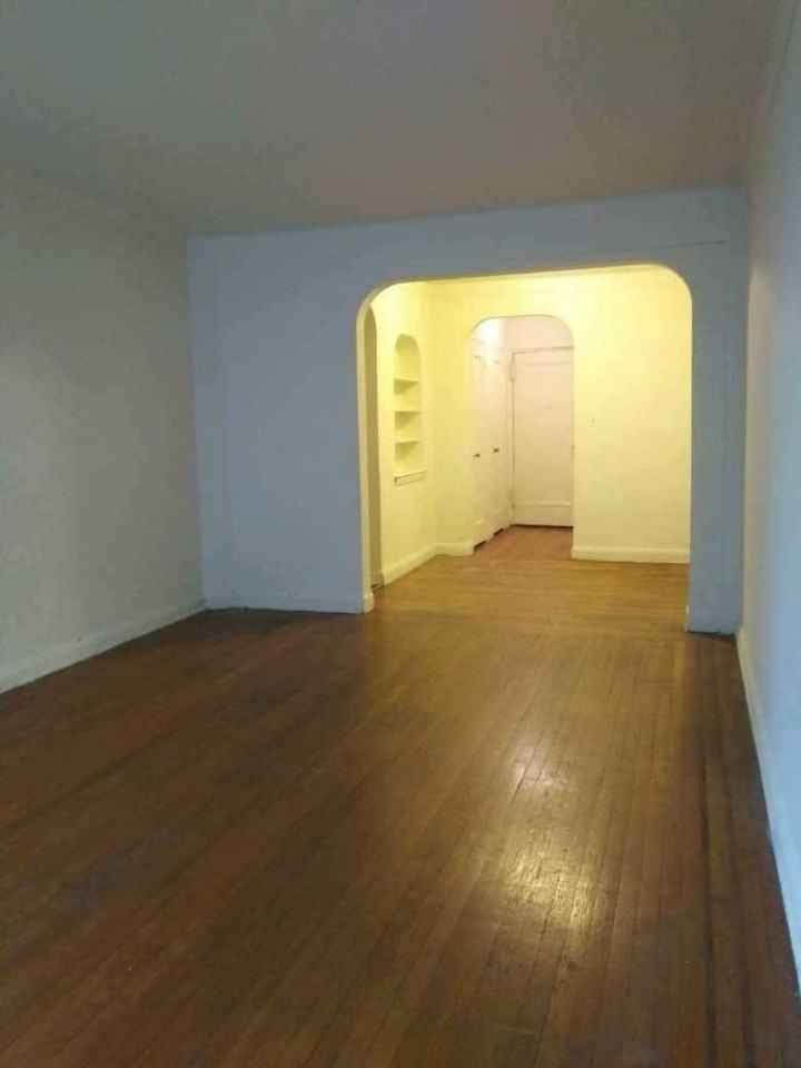 Whitney Ave - Photo 3 of 8