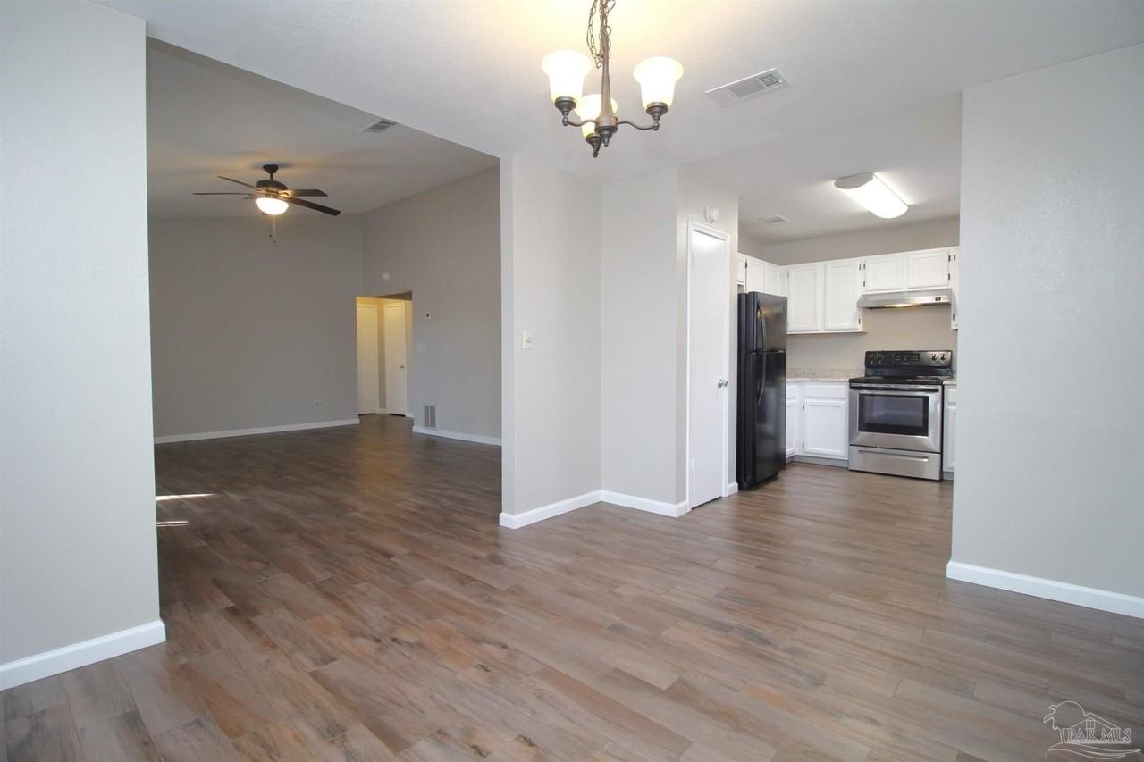 4929 Randee Cir - Photo 6 of 21