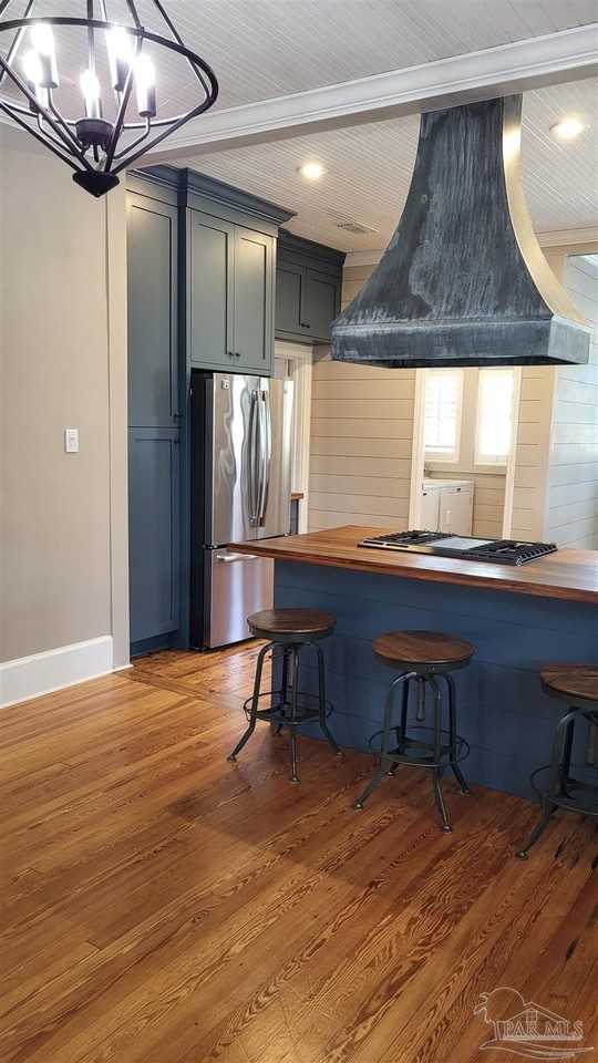 1800 E Lloyd St - Photo 6 of 45