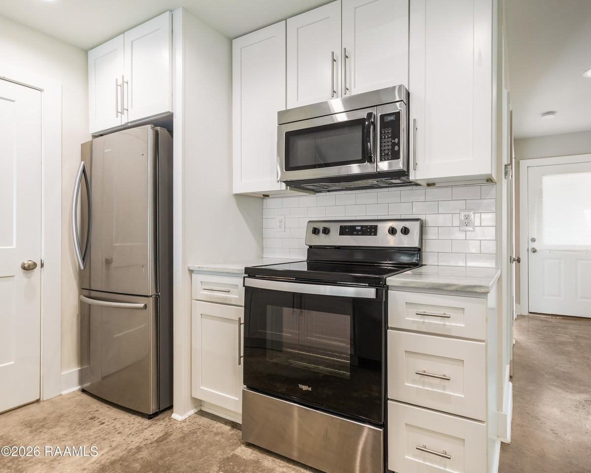 111 Oak Plains Aly - Photo 5 of 15