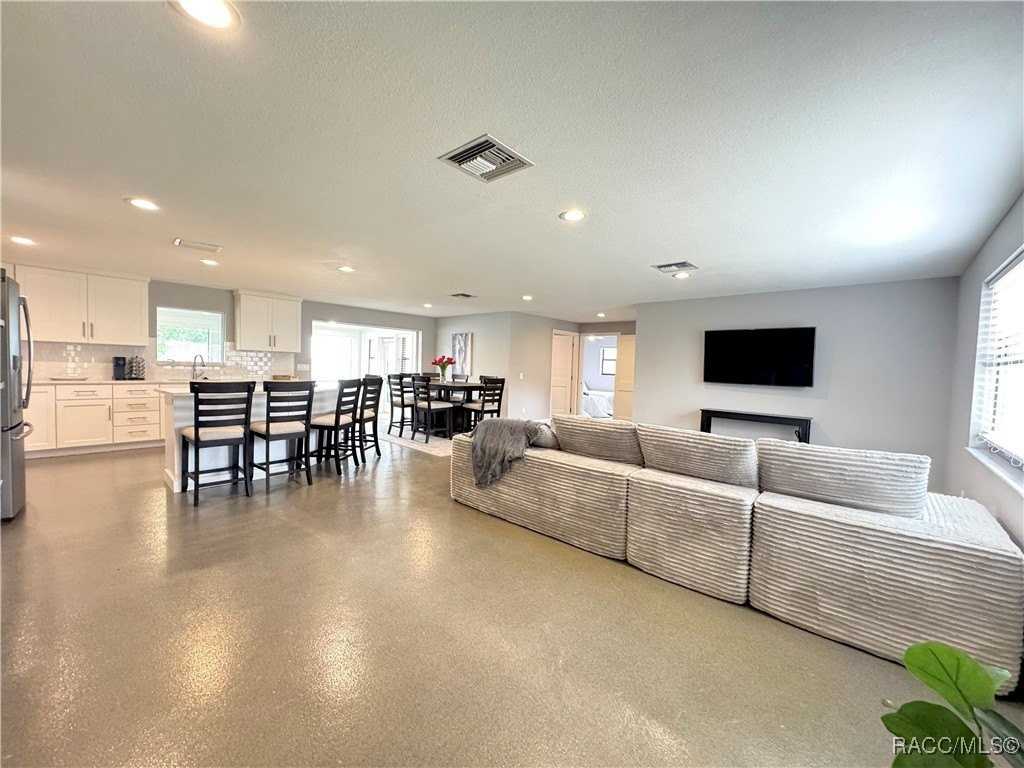 1331 Nw 20th Ave Unit A #A - Photo 4 of 33