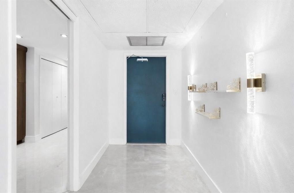 500 Oaks Ln #110 - Photo 4 of 33