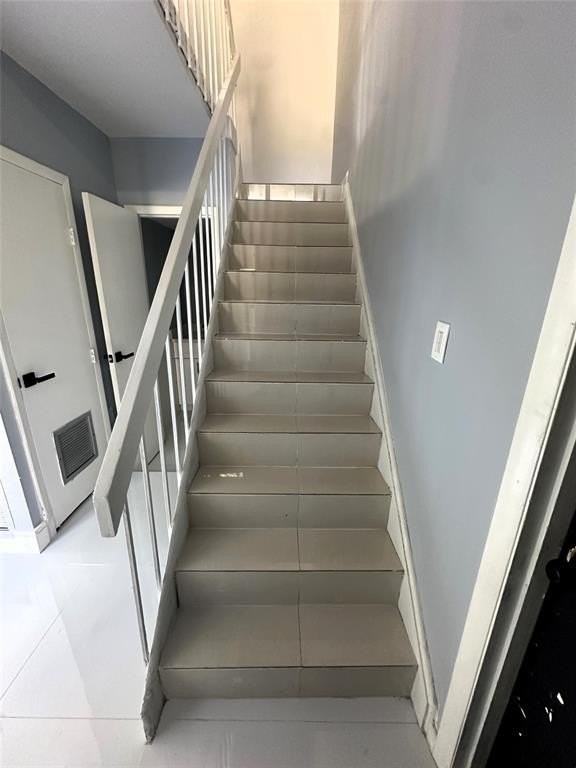 8350 N Missionwood Cir #C21 - Photo 6 of 25