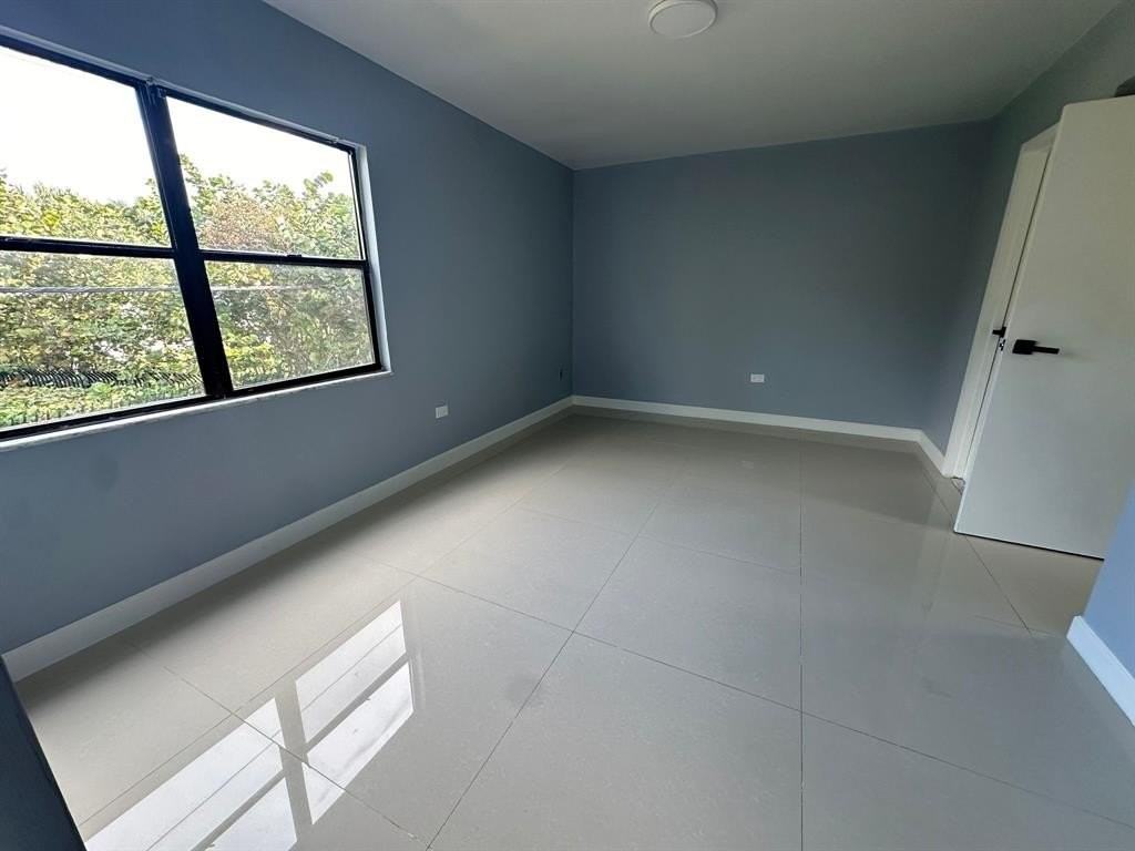 8350 N Missionwood Cir #C21 - Photo 7 of 25