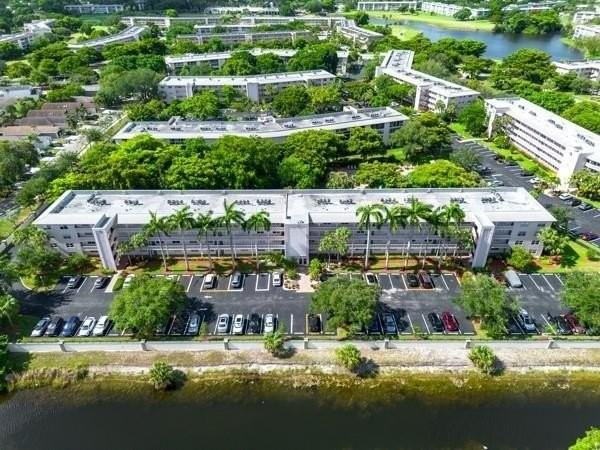 2001 Granada Dr #4N - Photo 5 of 21