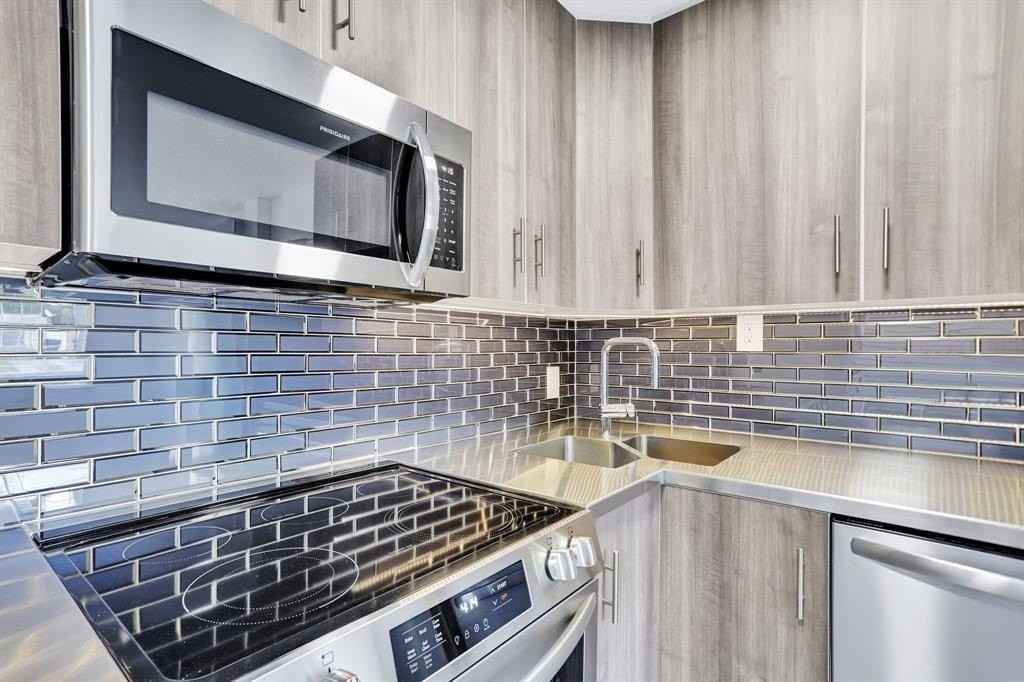 1000 Sw 30th St #1 - Photo 5 of 21