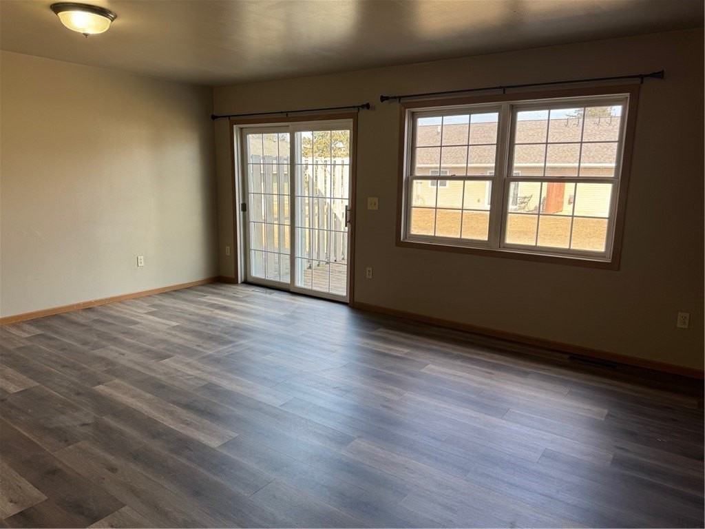 613 E Gates St - Photo 3 of 14