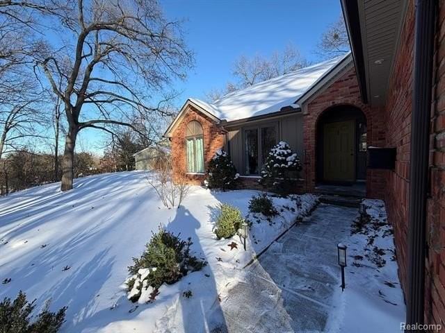 4495 Maybee Rd - Photo 2 of 35