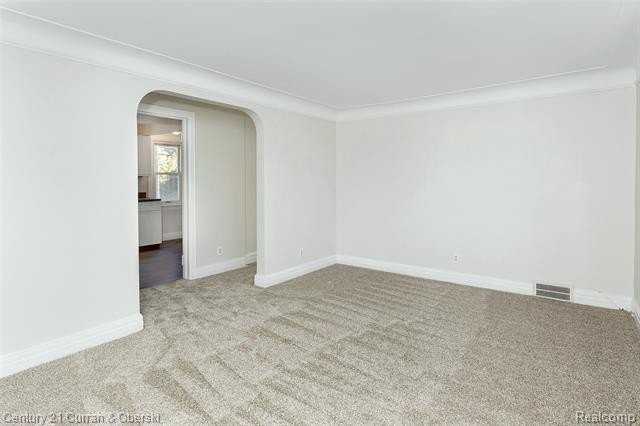 15704 Cleveland Ave - Photo 6 of 20