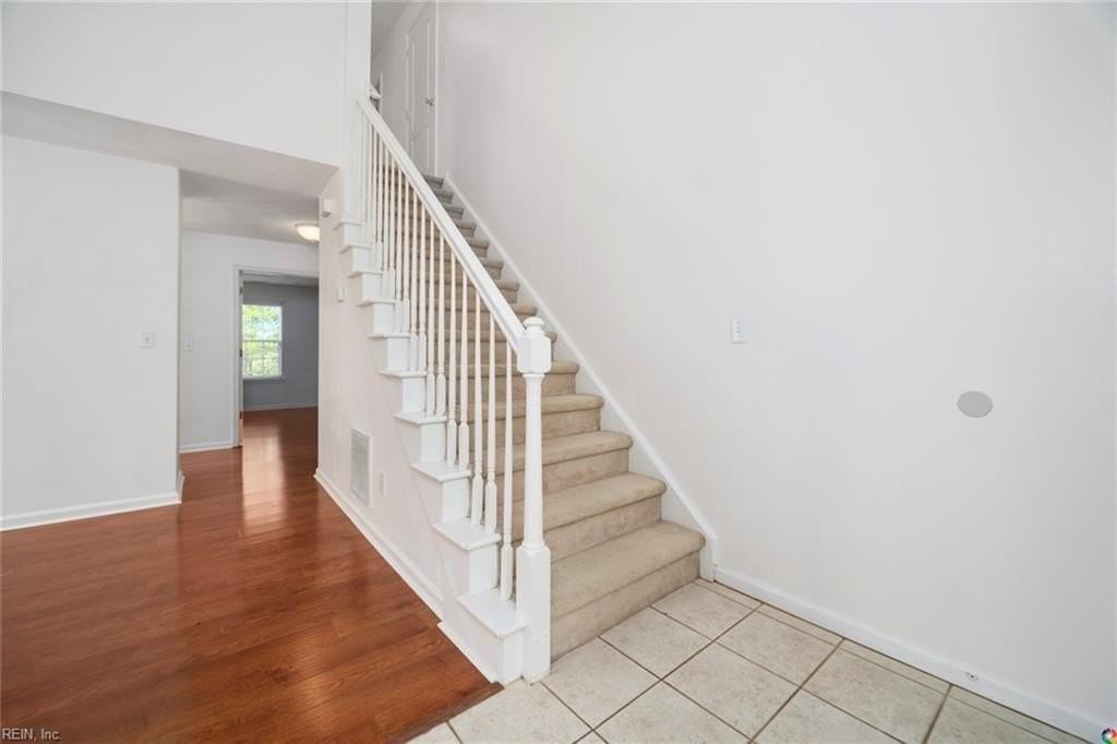 1501 Yountville Ct - Photo 7 of 9