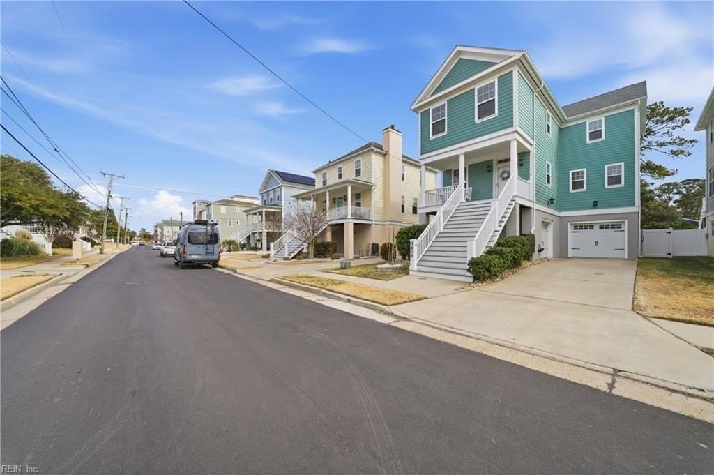 9610 7th Bay St - Photo 4 of 36