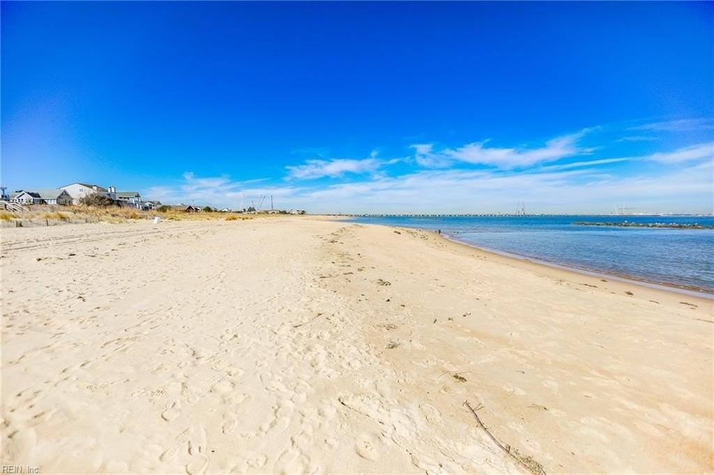 1315 Little Bay Ave #102